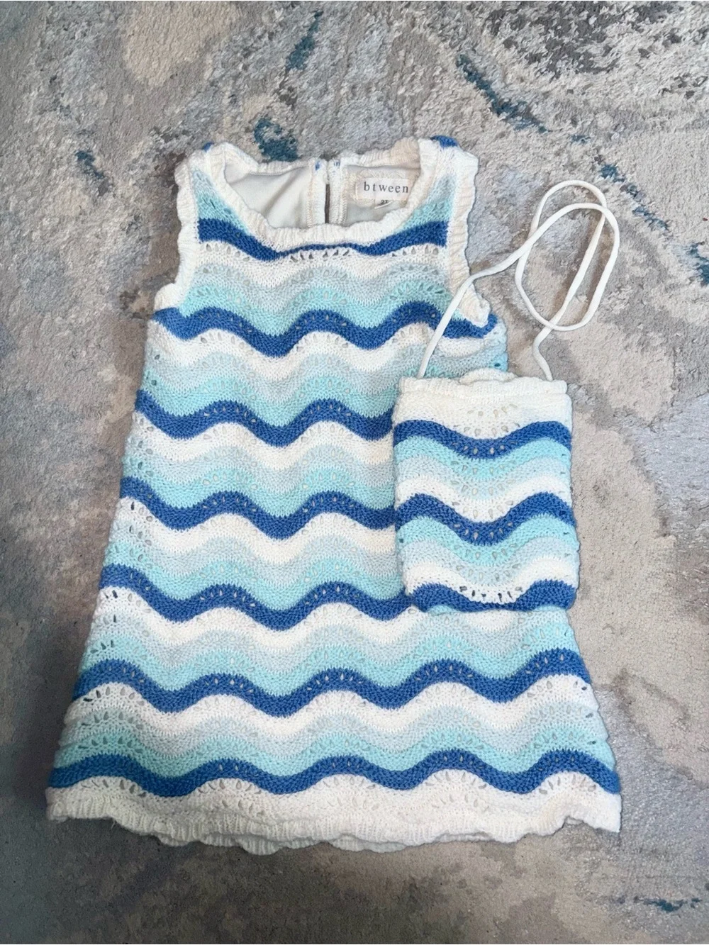 btween White and Blue Wave Knit Dress with Matching Bag